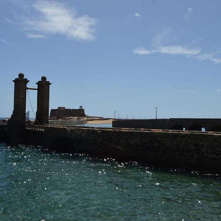 Bright, Modern Apartment In The Heart Of Arrecife Eksteriør bilde