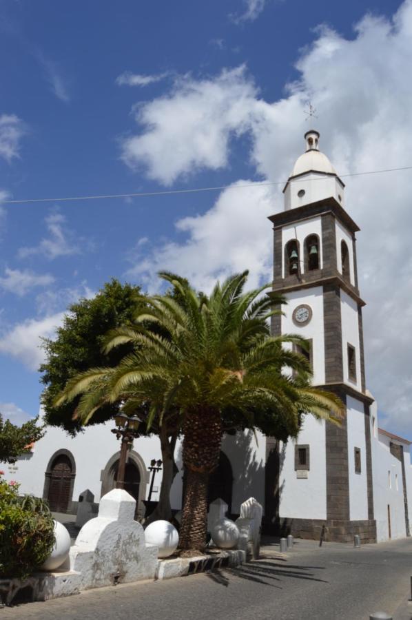 Bright, Modern Apartment In The Heart Of Arrecife Eksteriør bilde